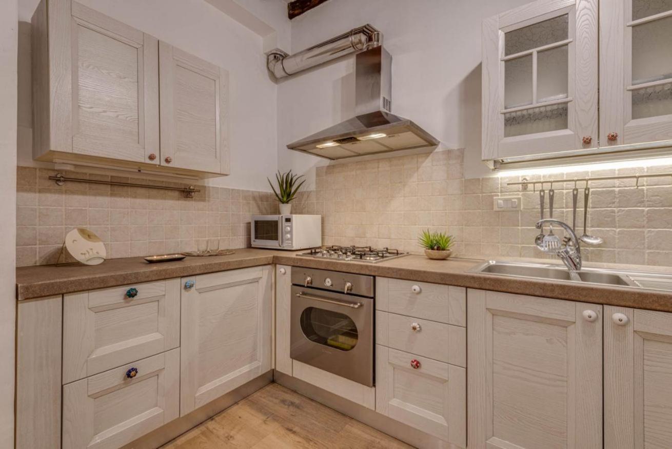 Laurel Apartment By Mmega Floransa Dış mekan fotoğraf