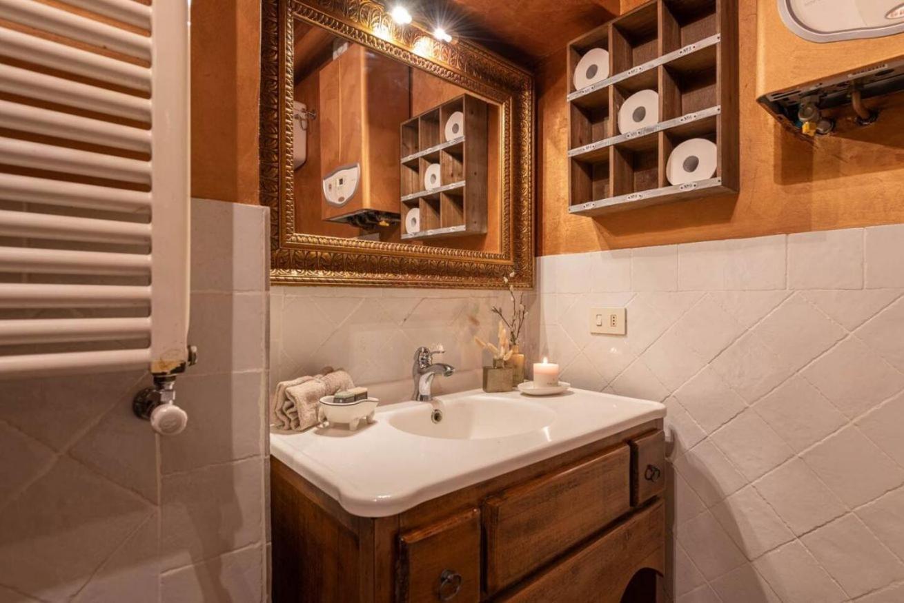 Laurel Apartment By Mmega Floransa Dış mekan fotoğraf